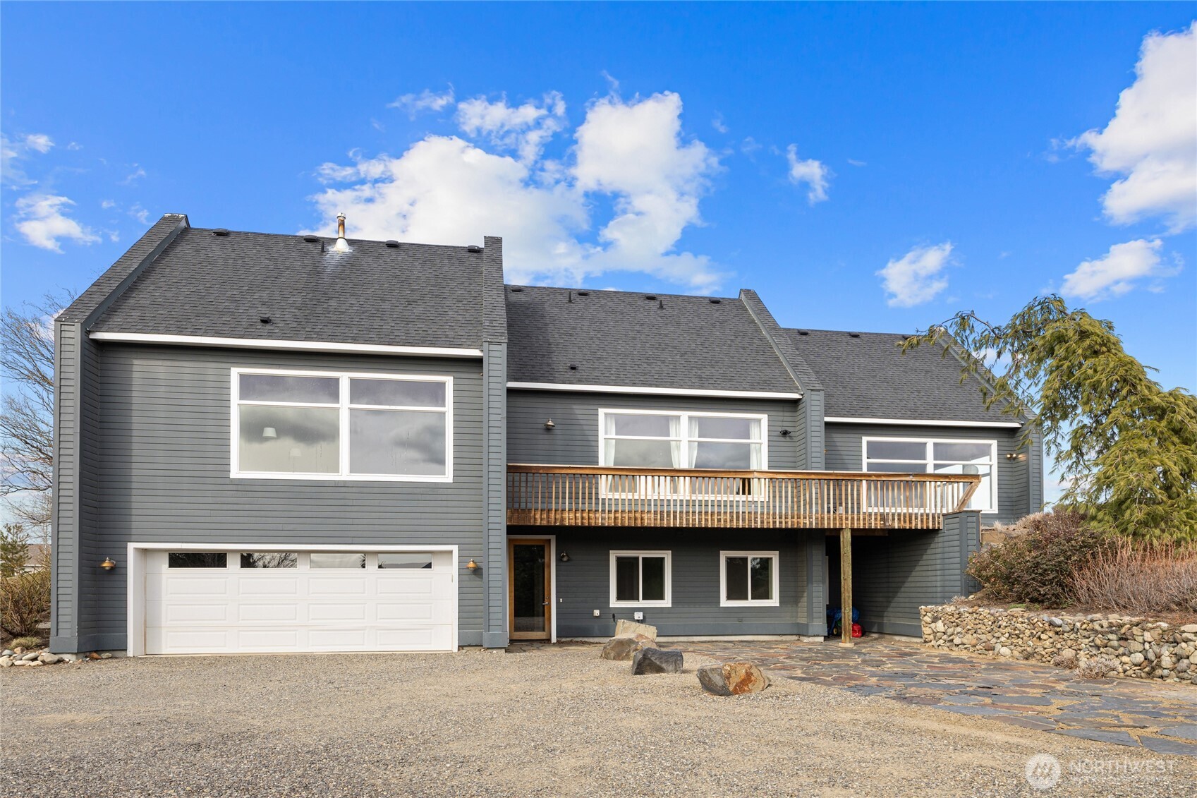610 Meadow View Drive Property Photo 4