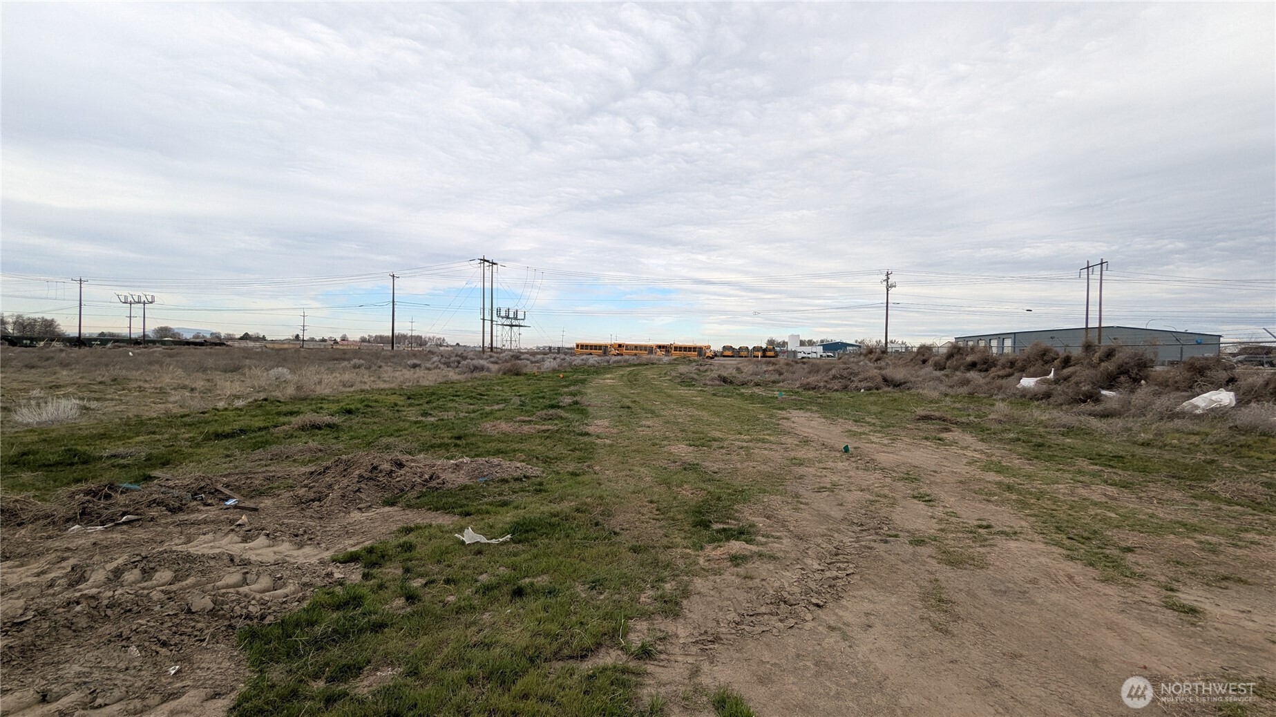 1 Xx E Salt Lake Street Property Photo 3