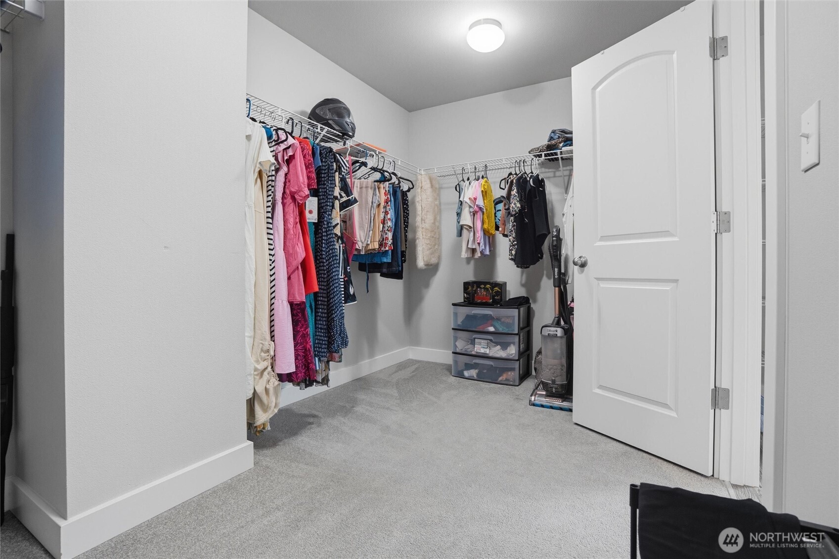 4246 Andasio Loop Property Photo 32