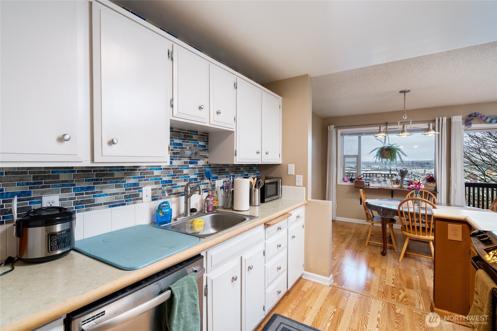 924 N Garden Street 201 Property Photo 9
