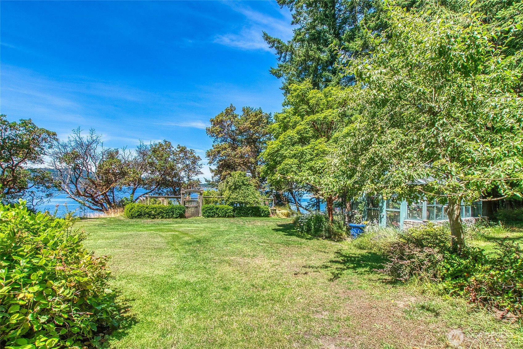 2493253 Property Photo 12