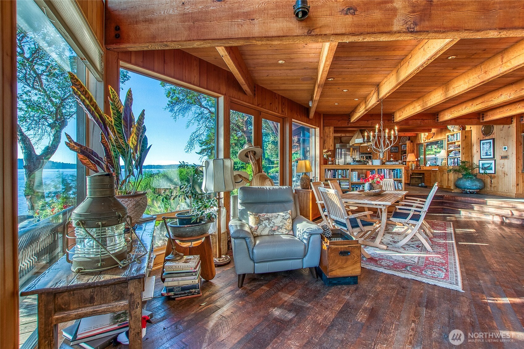 2493253 Property Photo 23