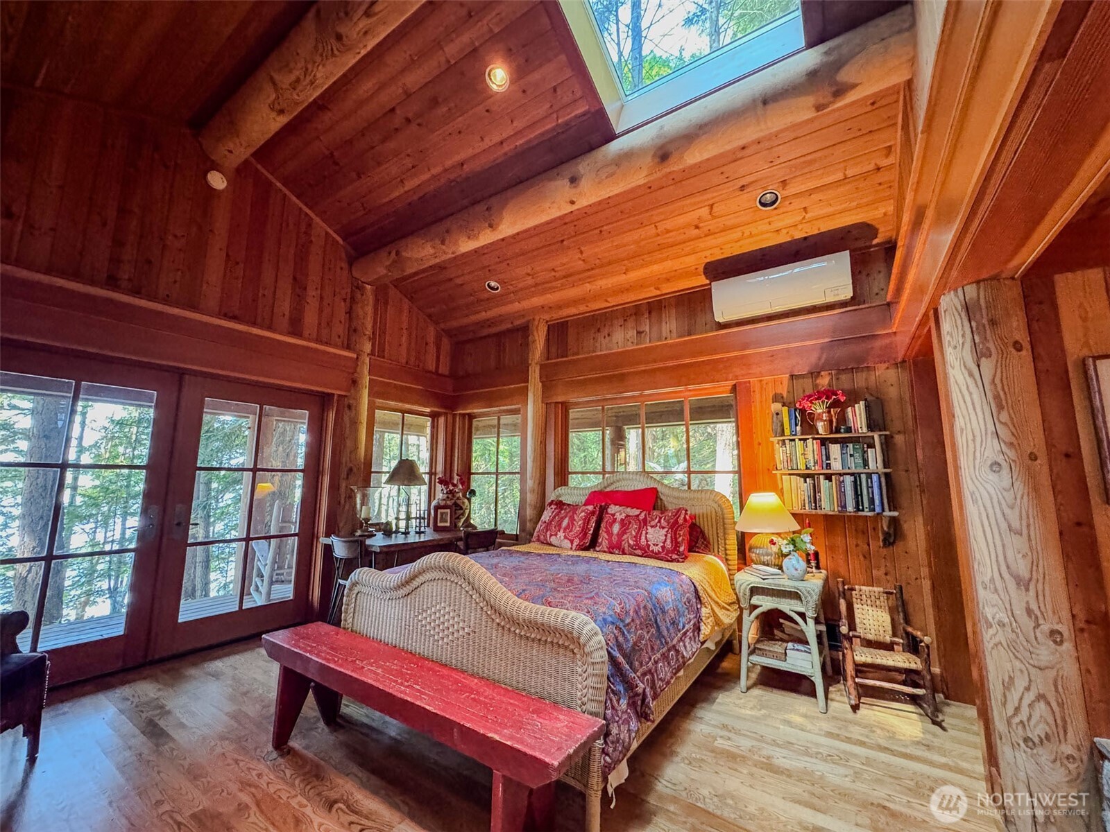 2493253 Property Photo 38