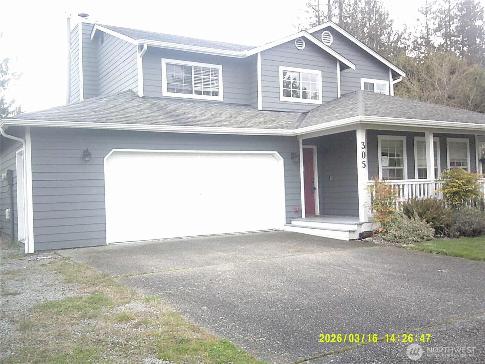 305 S 32nd Place Property Photo 1