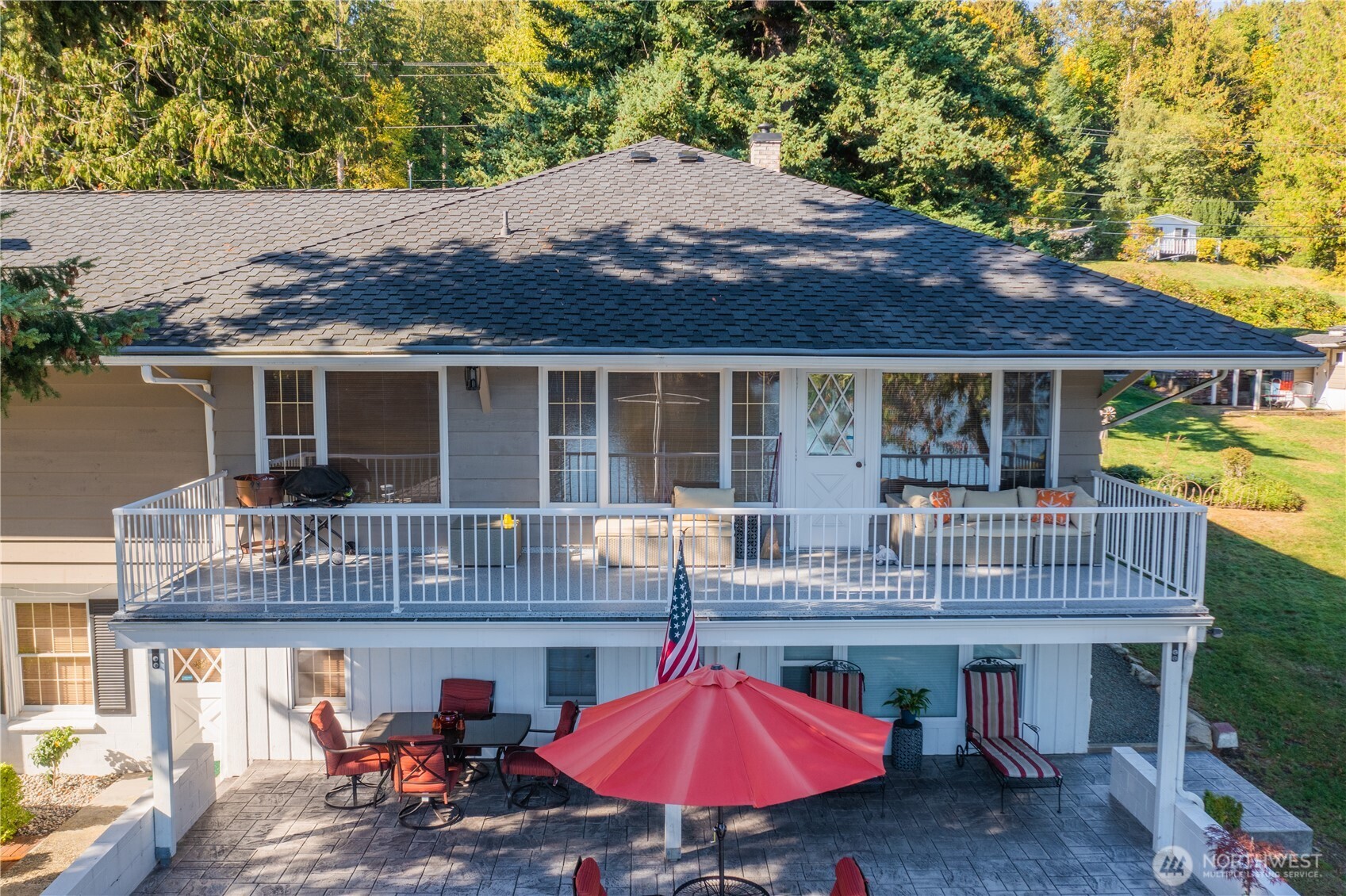 1608 Euclid Avenue Property Photo 6