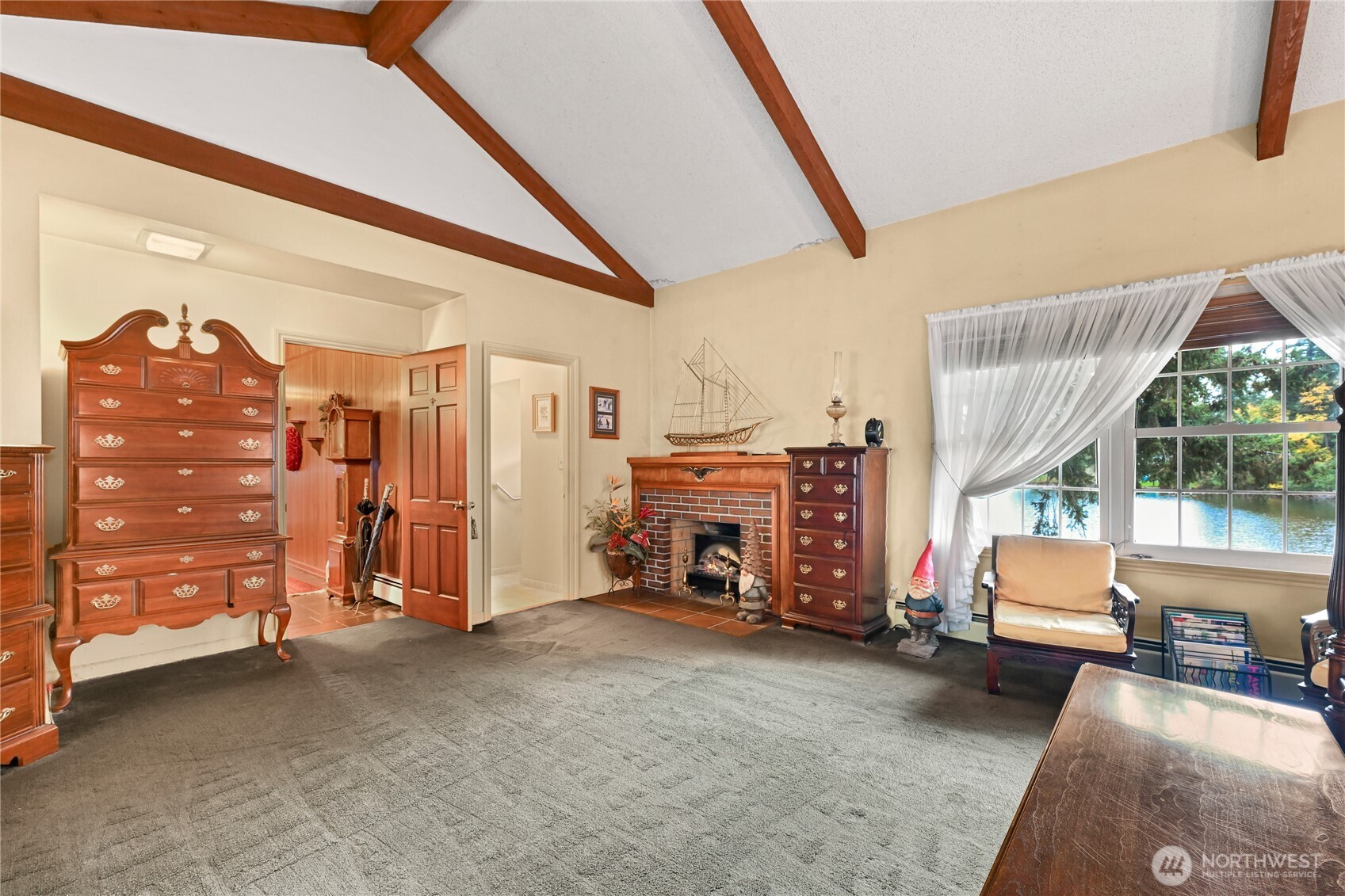 1608 Euclid Avenue Property Photo 23