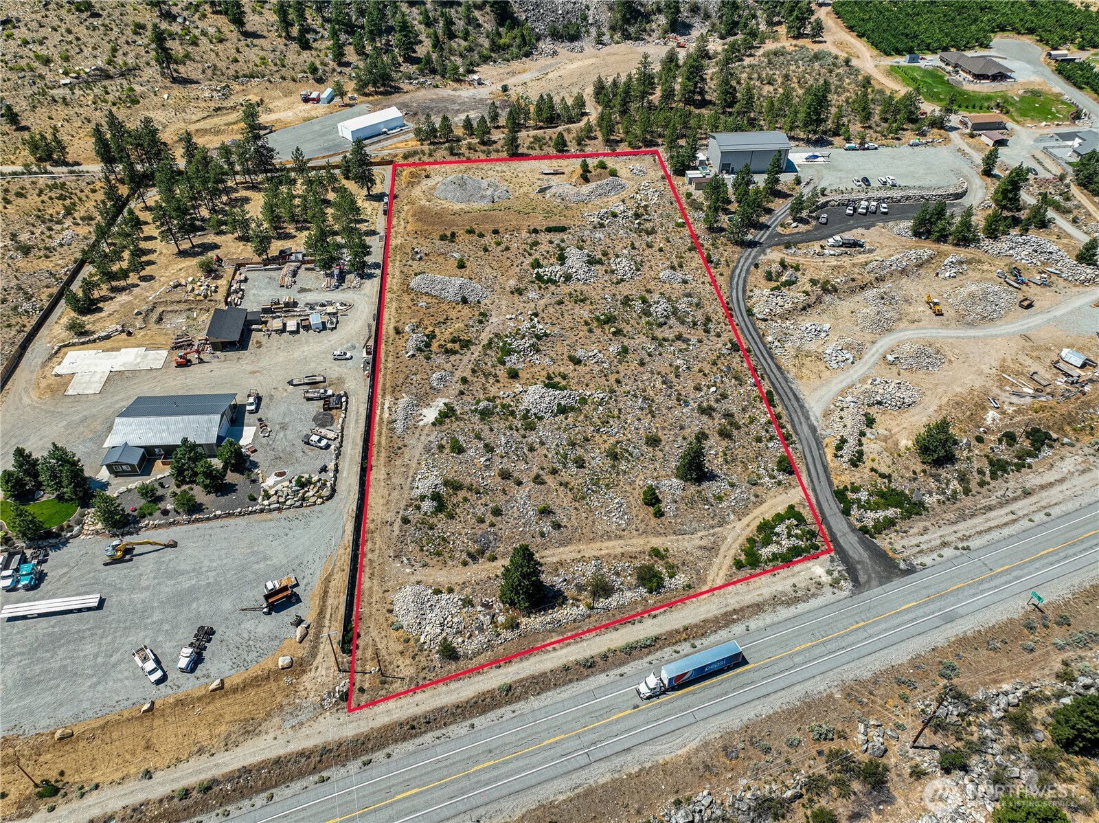 15254 US Highway 97A Property Photo 1