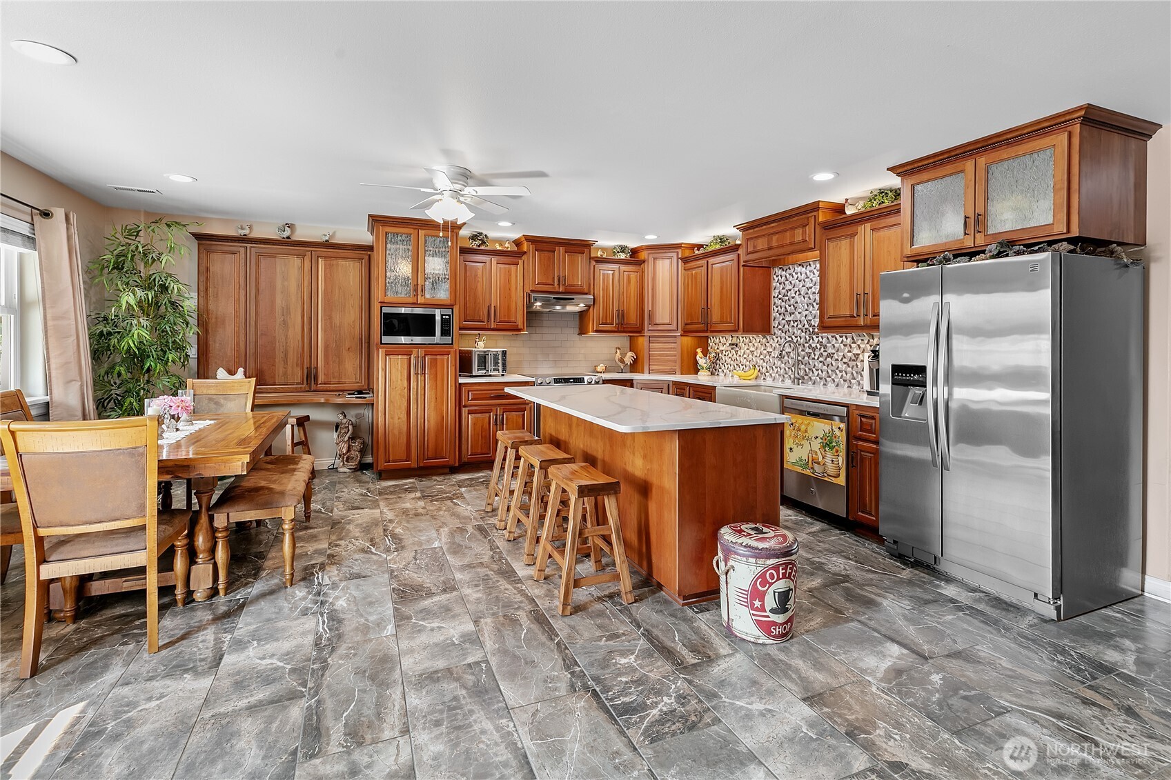 2101 Forsell Road Property Photo 7