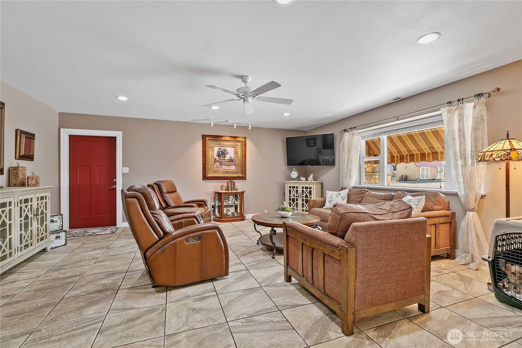 2101 Forsell Road Property Photo 11