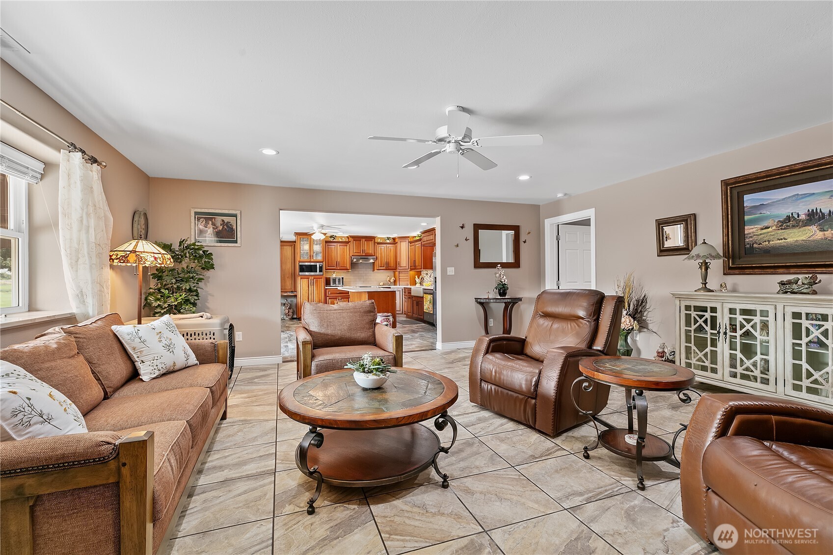 2101 Forsell Road Property Photo 12