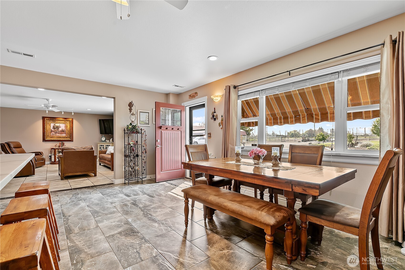 2101 Forsell Road Property Photo 13