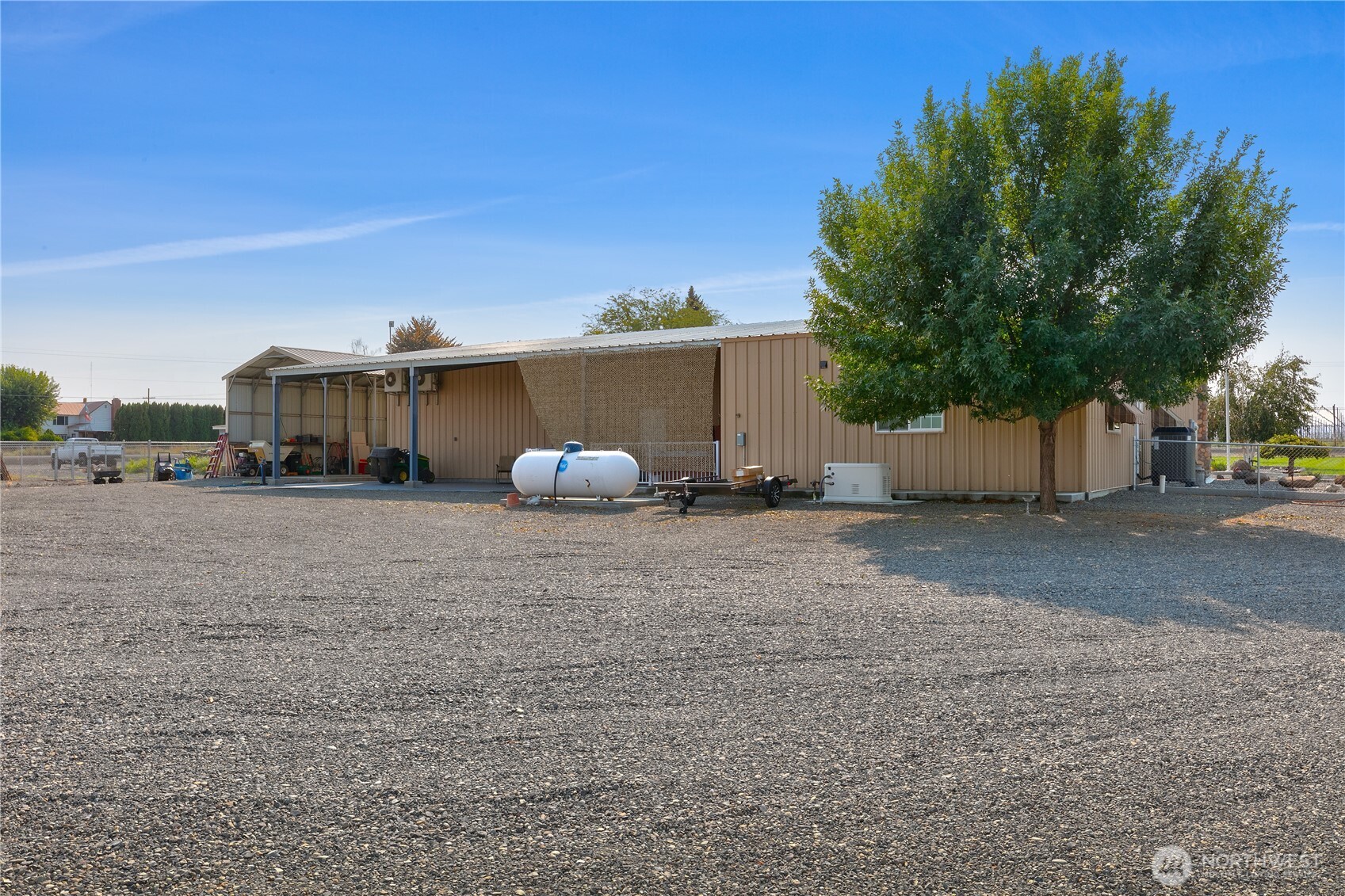 2101 Forsell Road Property Photo 27