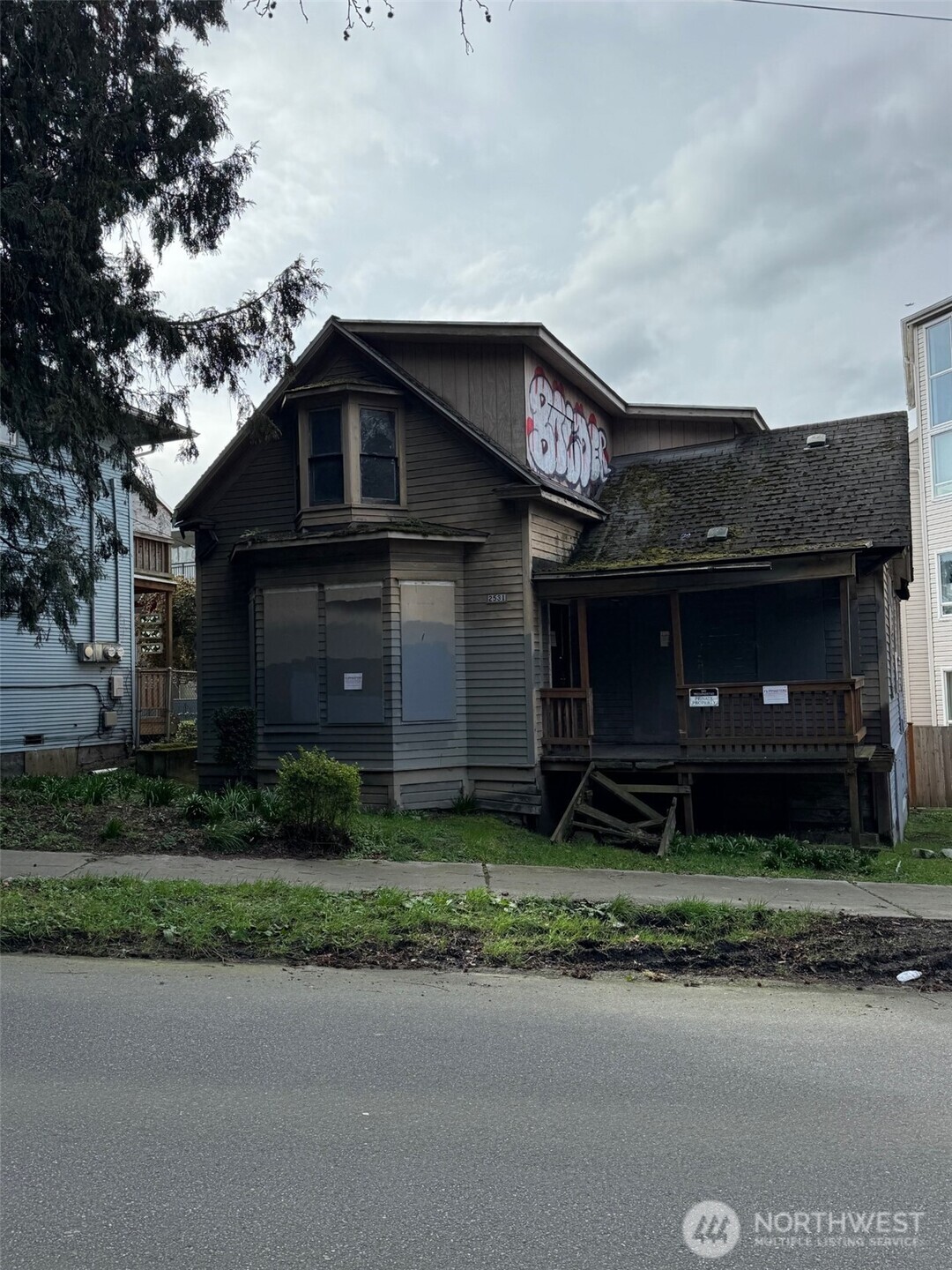 2531 Gilman Drive Property Photo 3