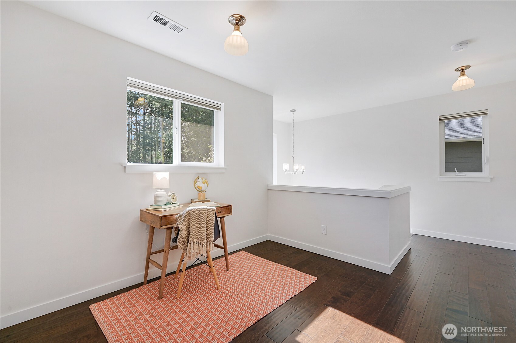2257 W Rosecrans Property Photo 19