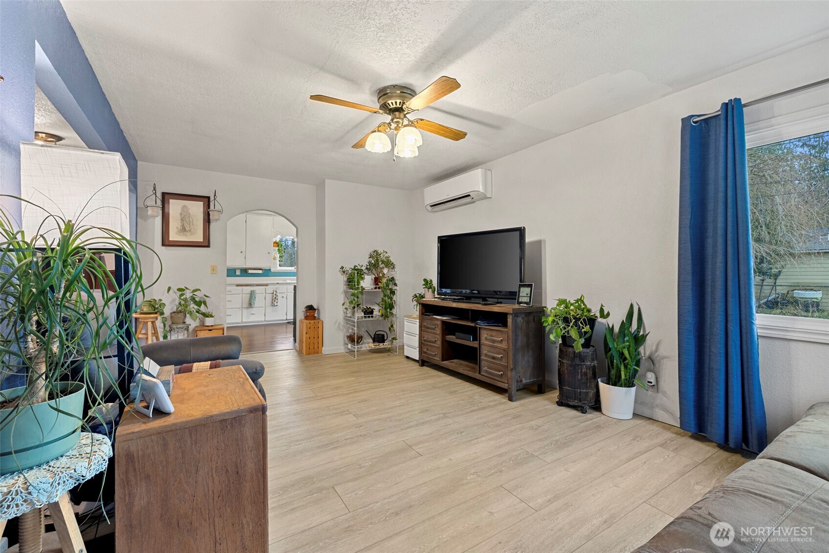 9715 Thurston Lane Property Photo 13
