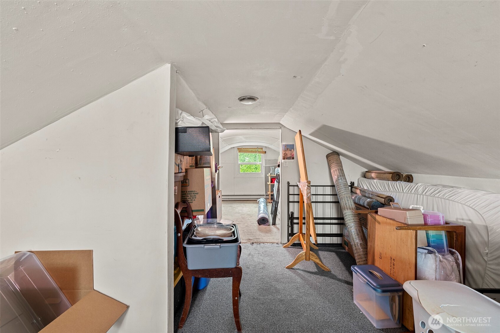 9715 Thurston Lane Property Photo 33