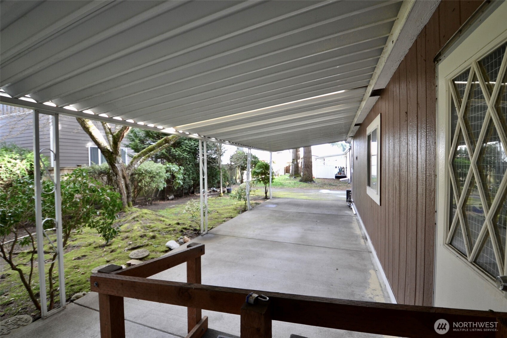 5250 College Street 19 Property Photo 6