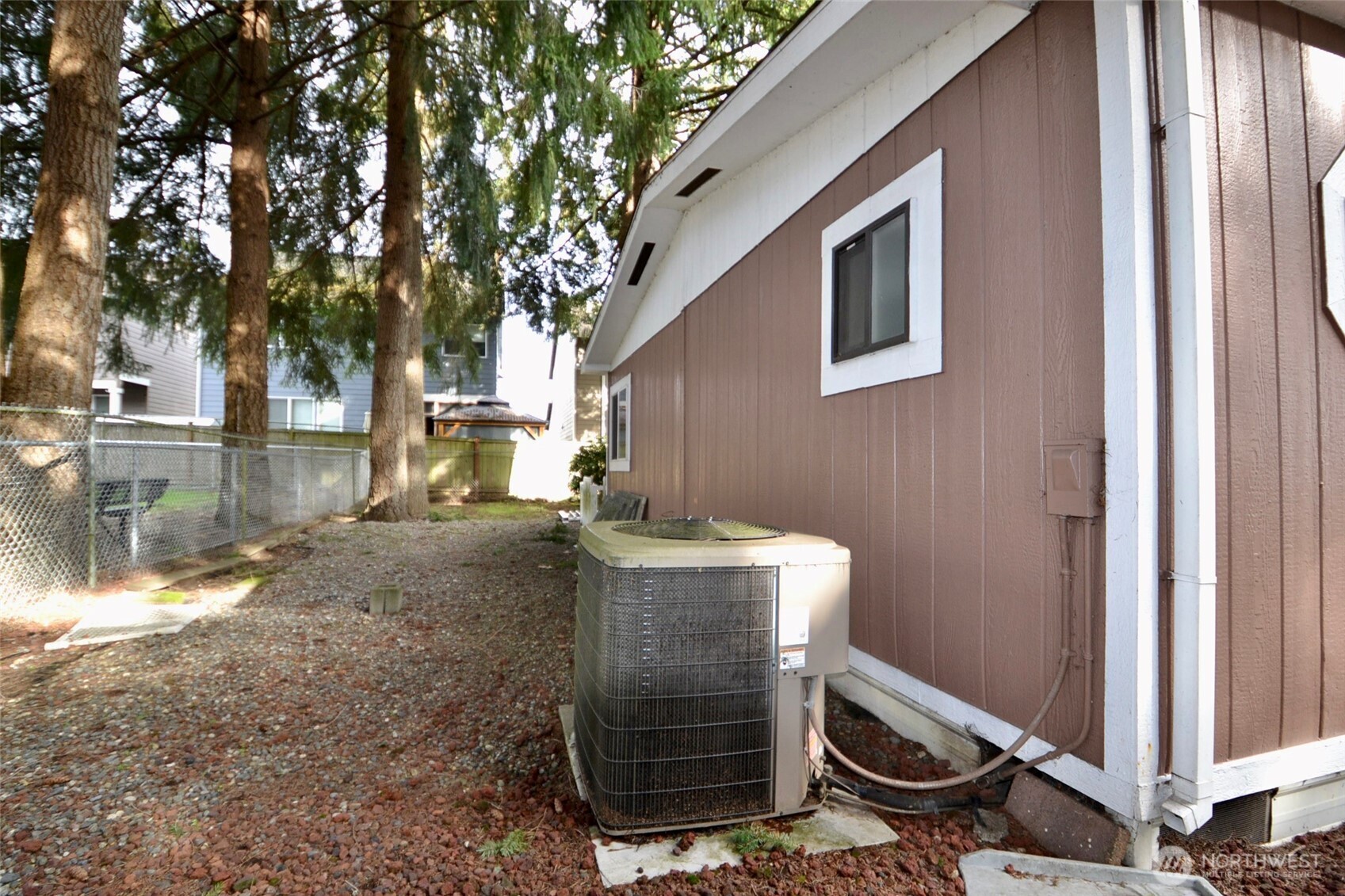 5250 College Street 19 Property Photo 8