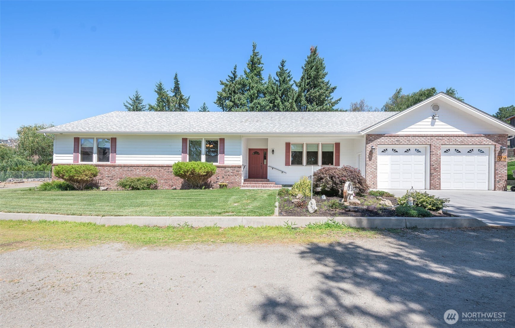 3716 Knowles Road Property Photo 2