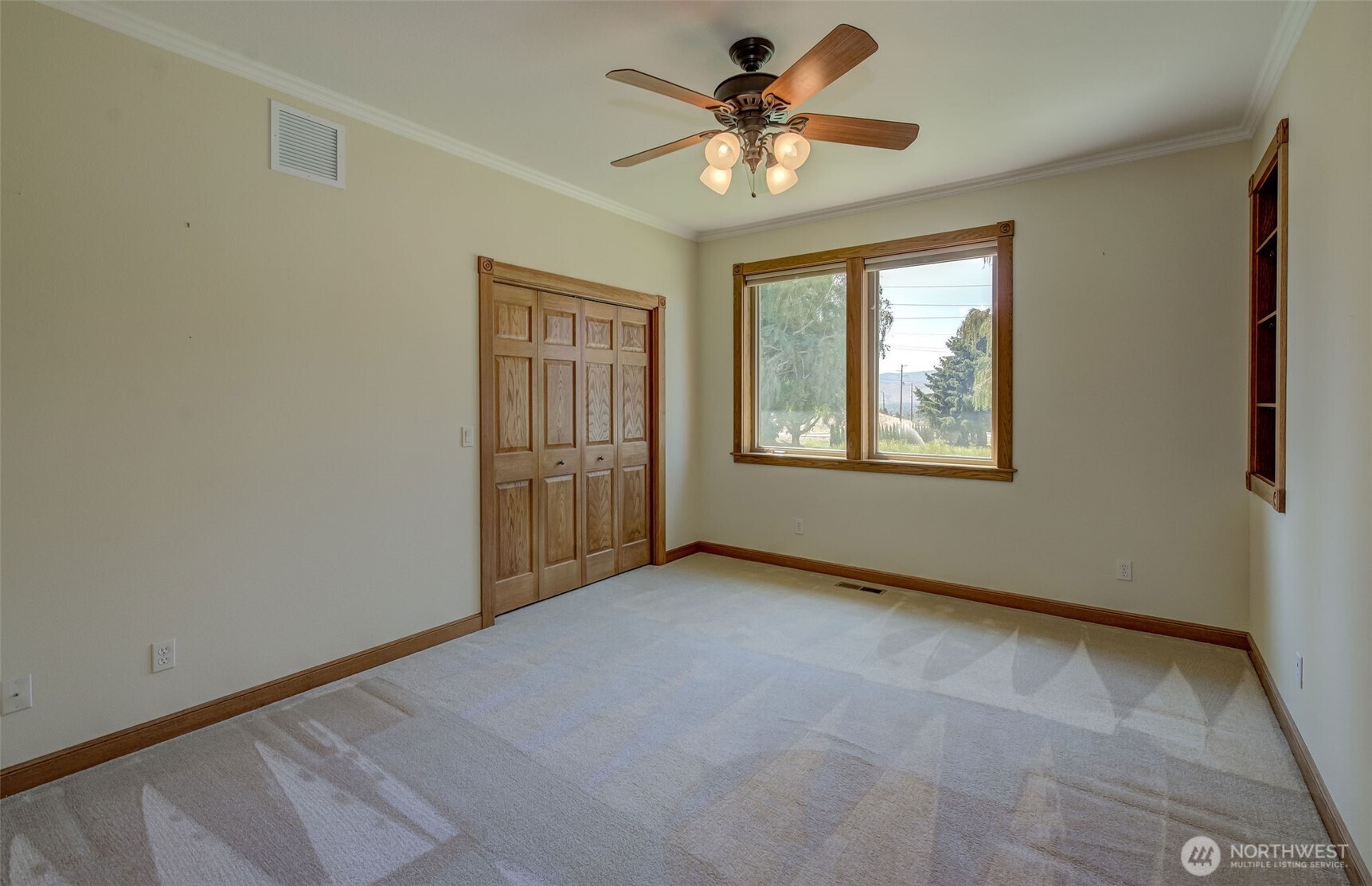 3716 Knowles Road Property Photo 16
