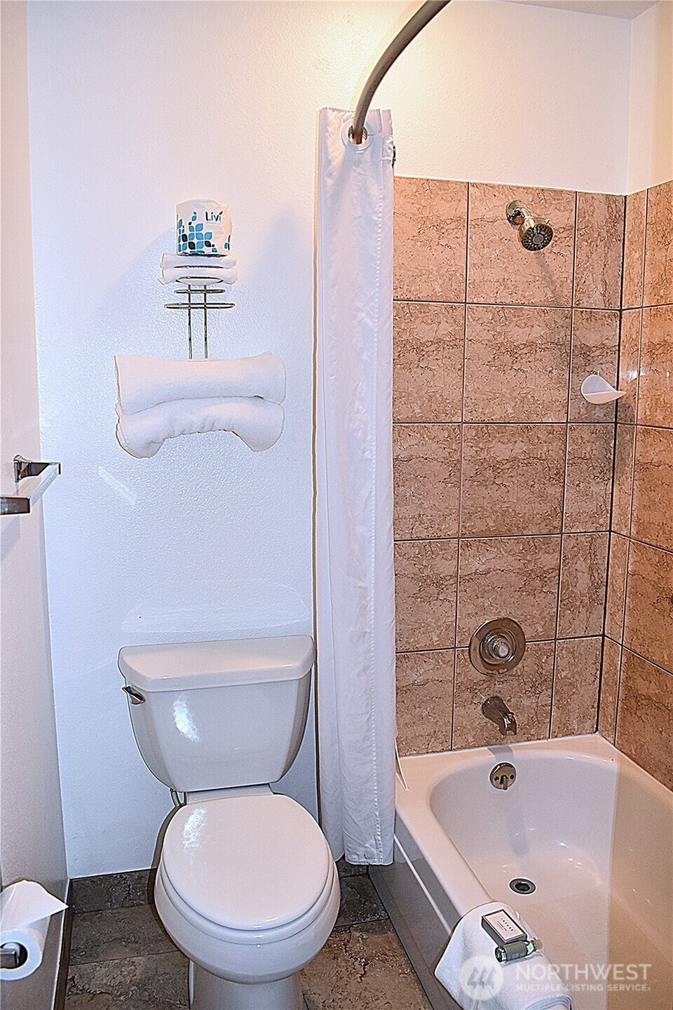 304 14th Street 115 Property Photo 5