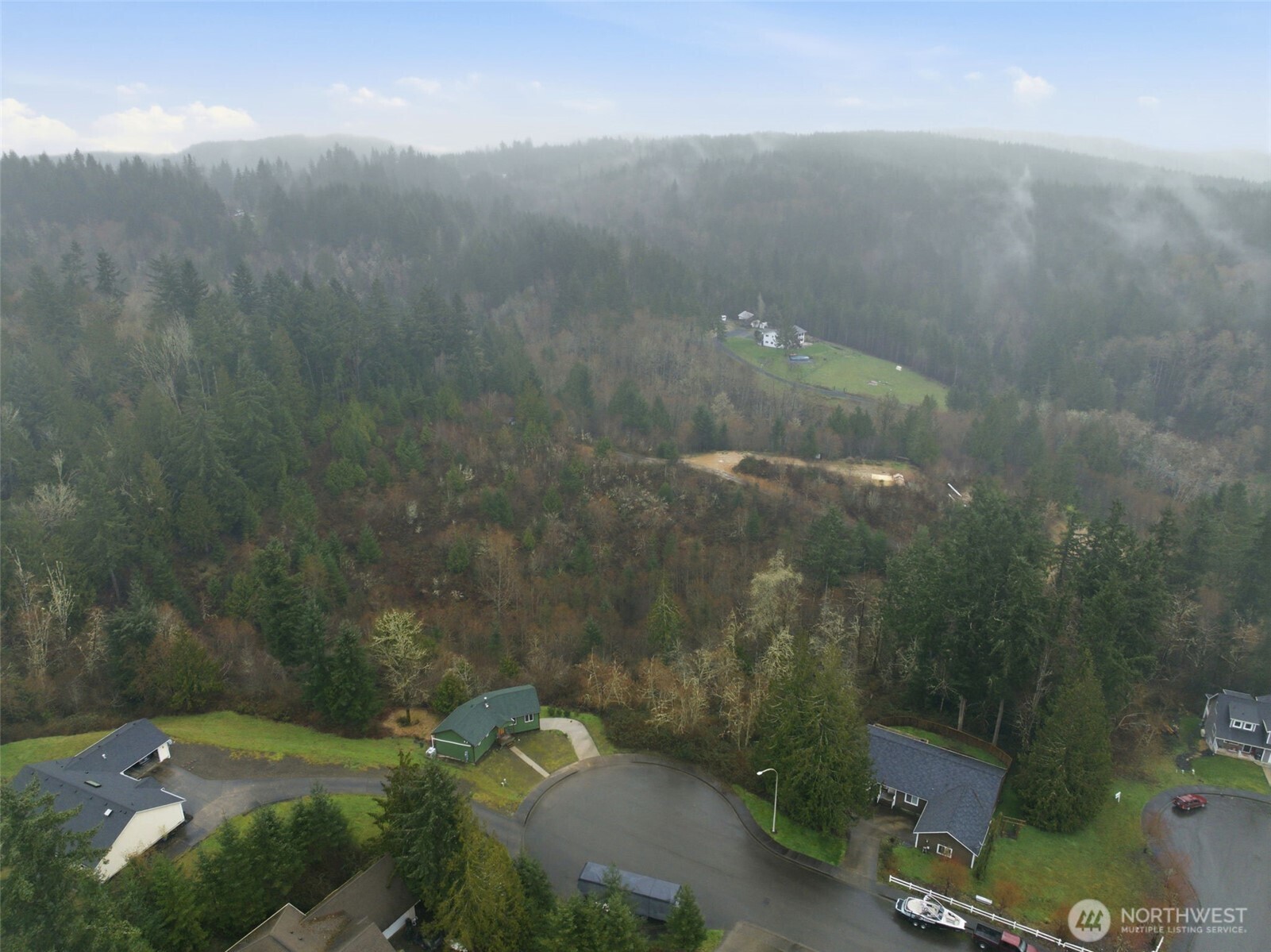 1700 Maple Valley Drive Property Photo 4
