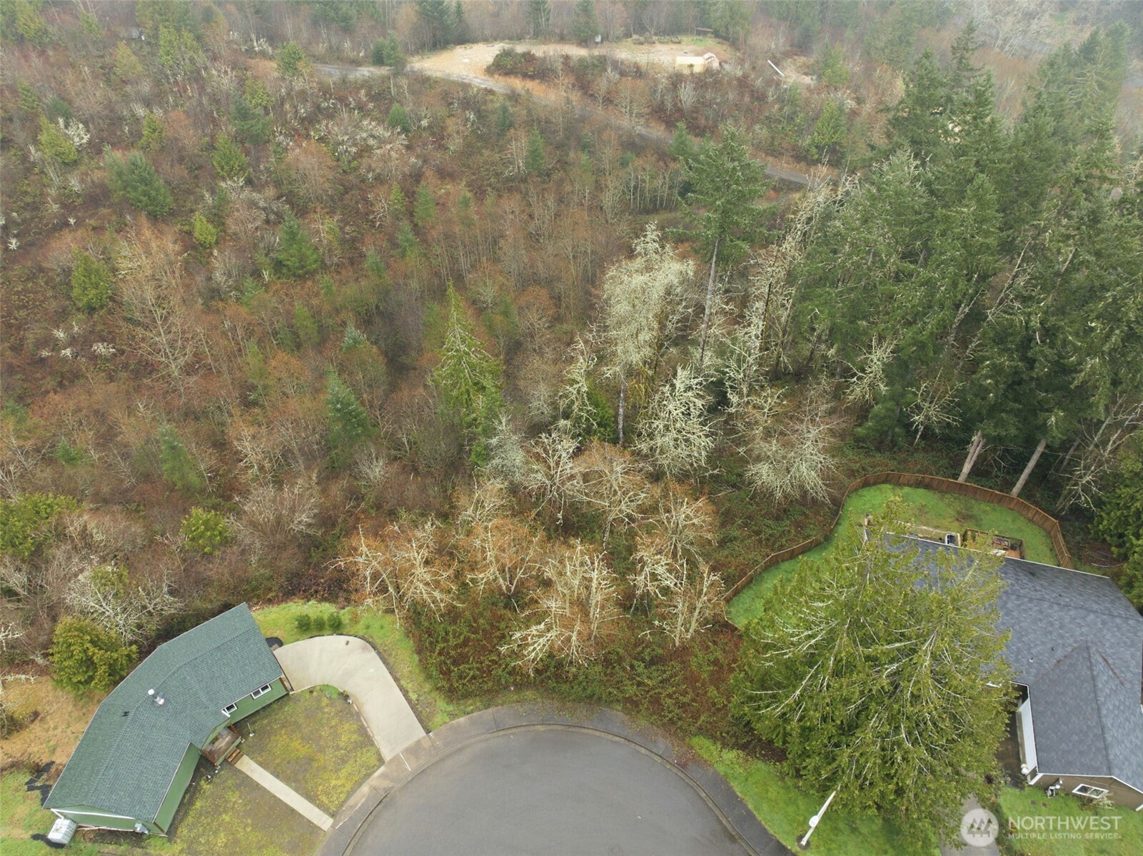 1700 Maple Valley Drive Property Photo 8