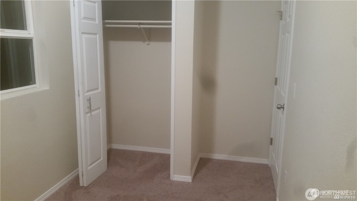 307 N E Street Property Photo 15