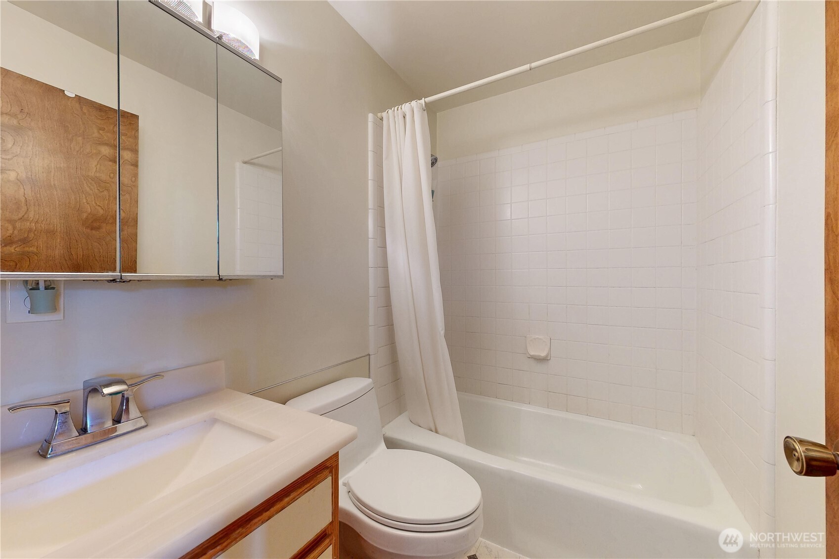 457 Prospect Avenue Property Photo 21
