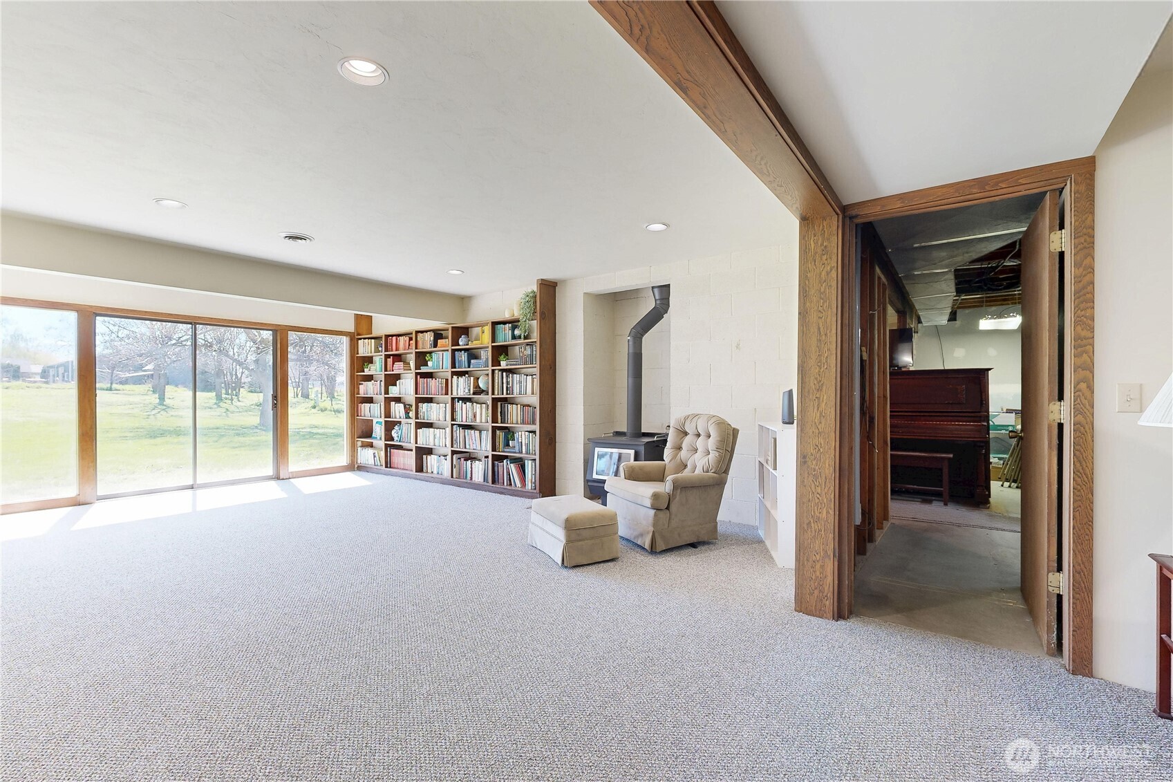 457 Prospect Avenue Property Photo 24