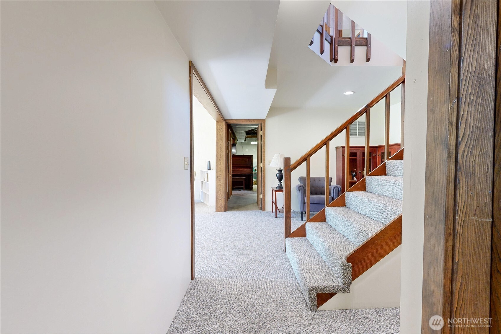 457 Prospect Avenue Property Photo 28