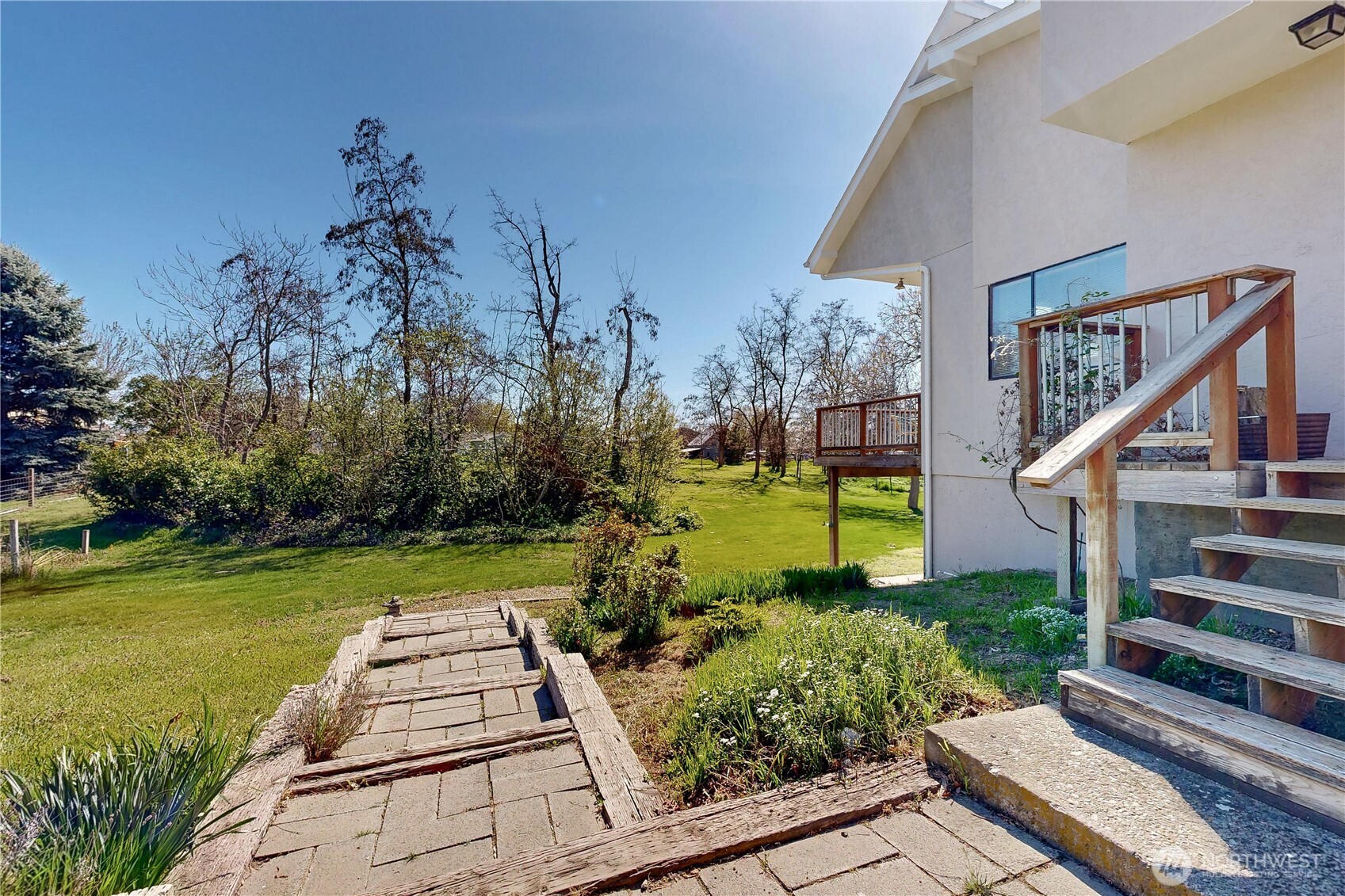457 Prospect Avenue Property Photo 36