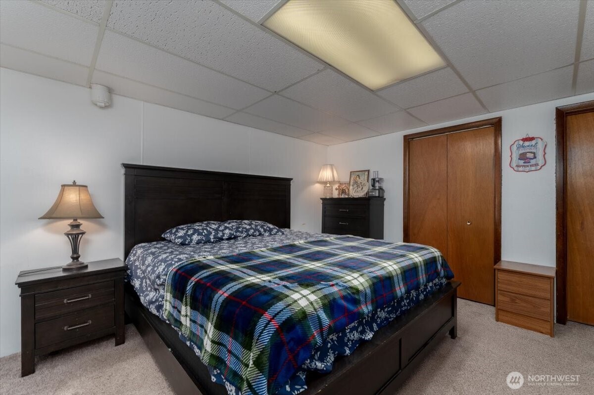 119 E Coulee Boulevard Property Photo 22