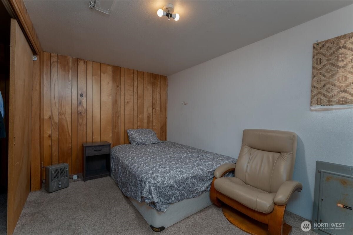119 E Coulee Boulevard Property Photo 23