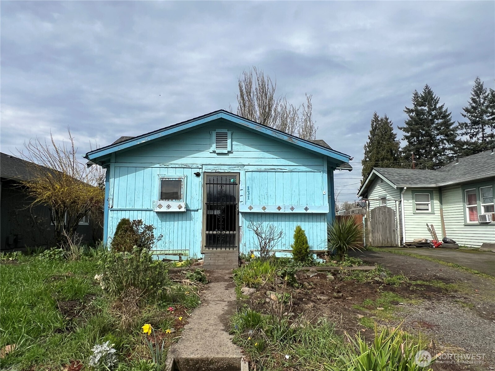 131 17th Avenue Property Photo 2