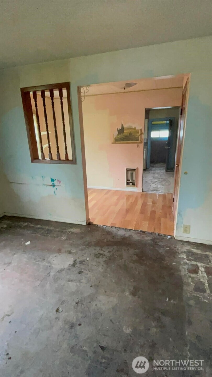 131 17th Avenue Property Photo 10