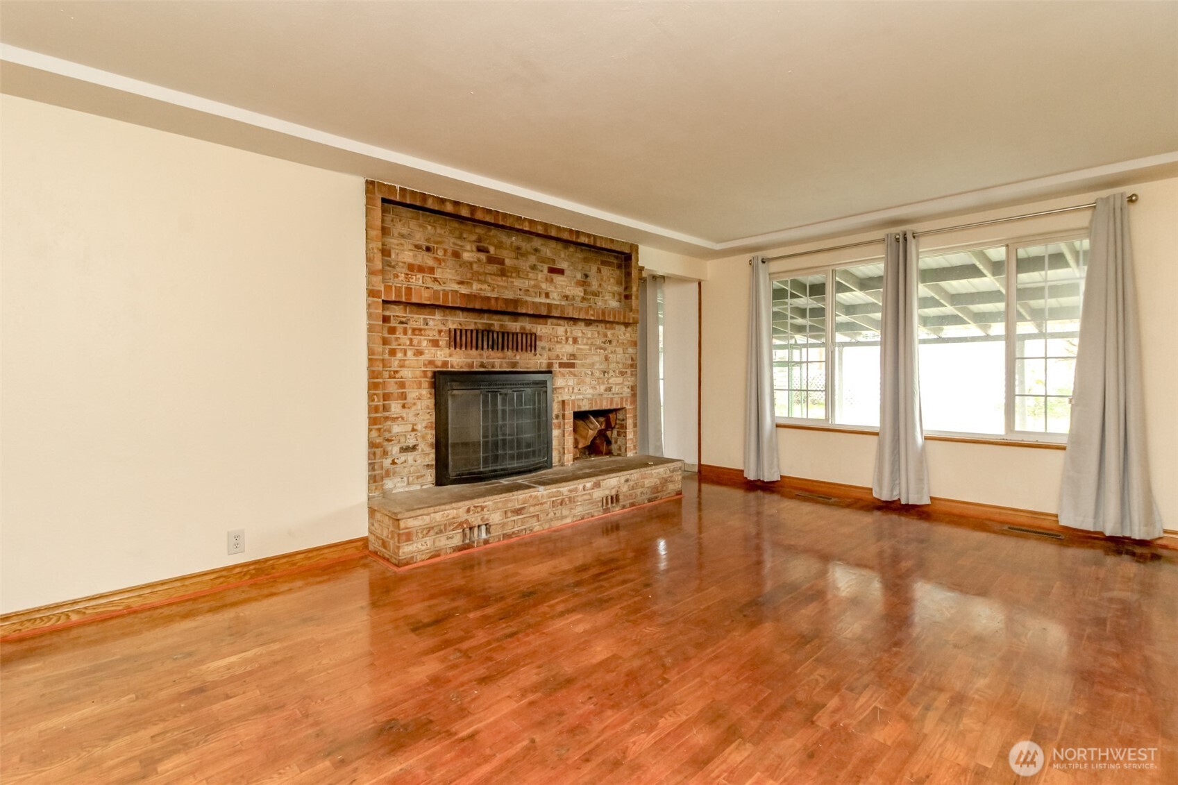 1317 Stillwell Street Property Photo 13