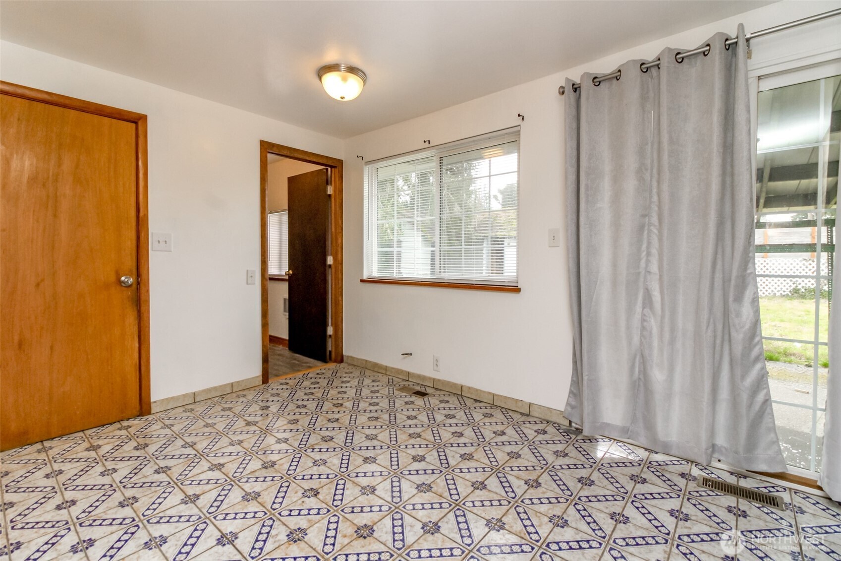 1317 Stillwell Street Property Photo 24