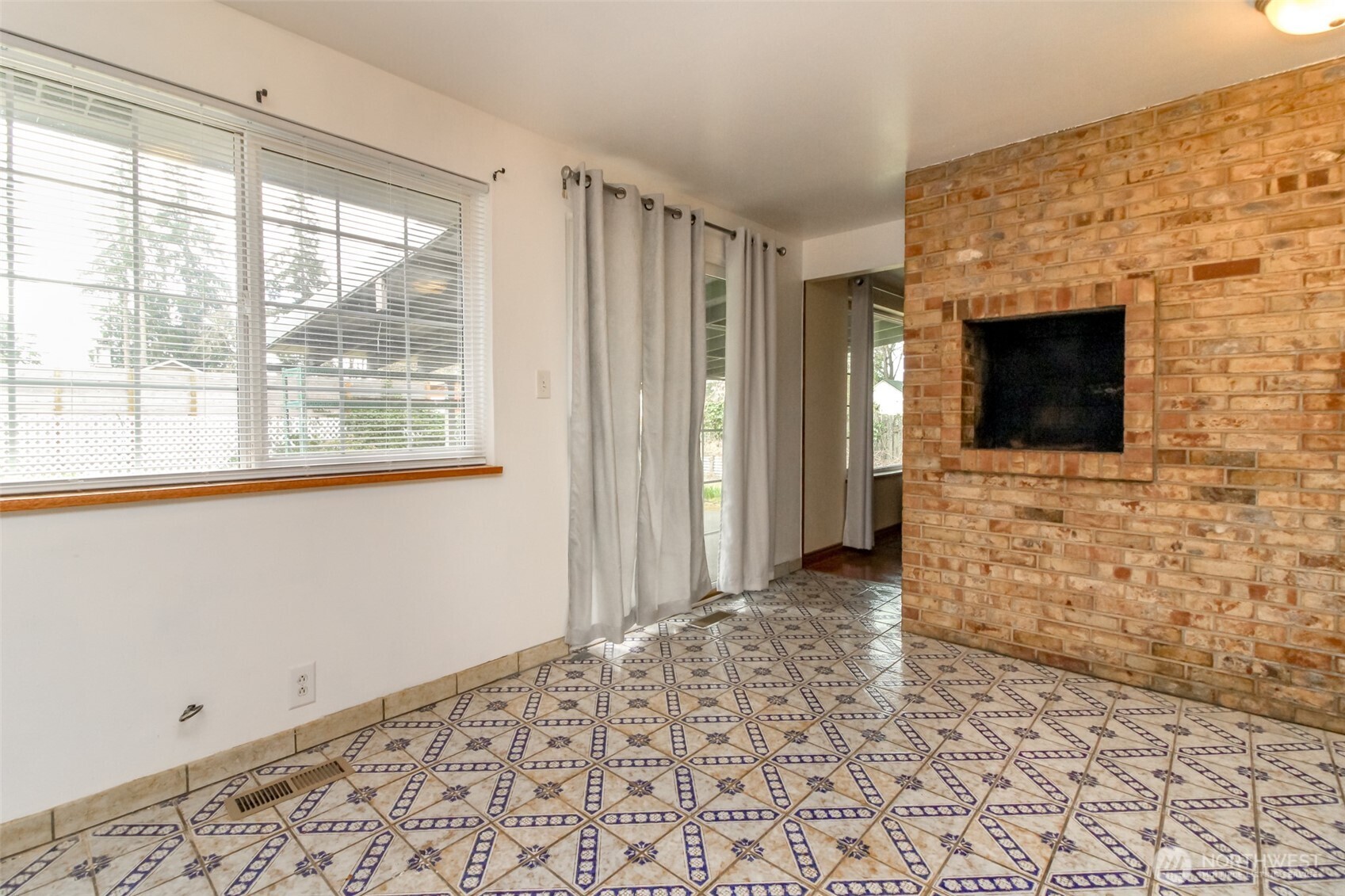 1317 Stillwell Street Property Photo 25