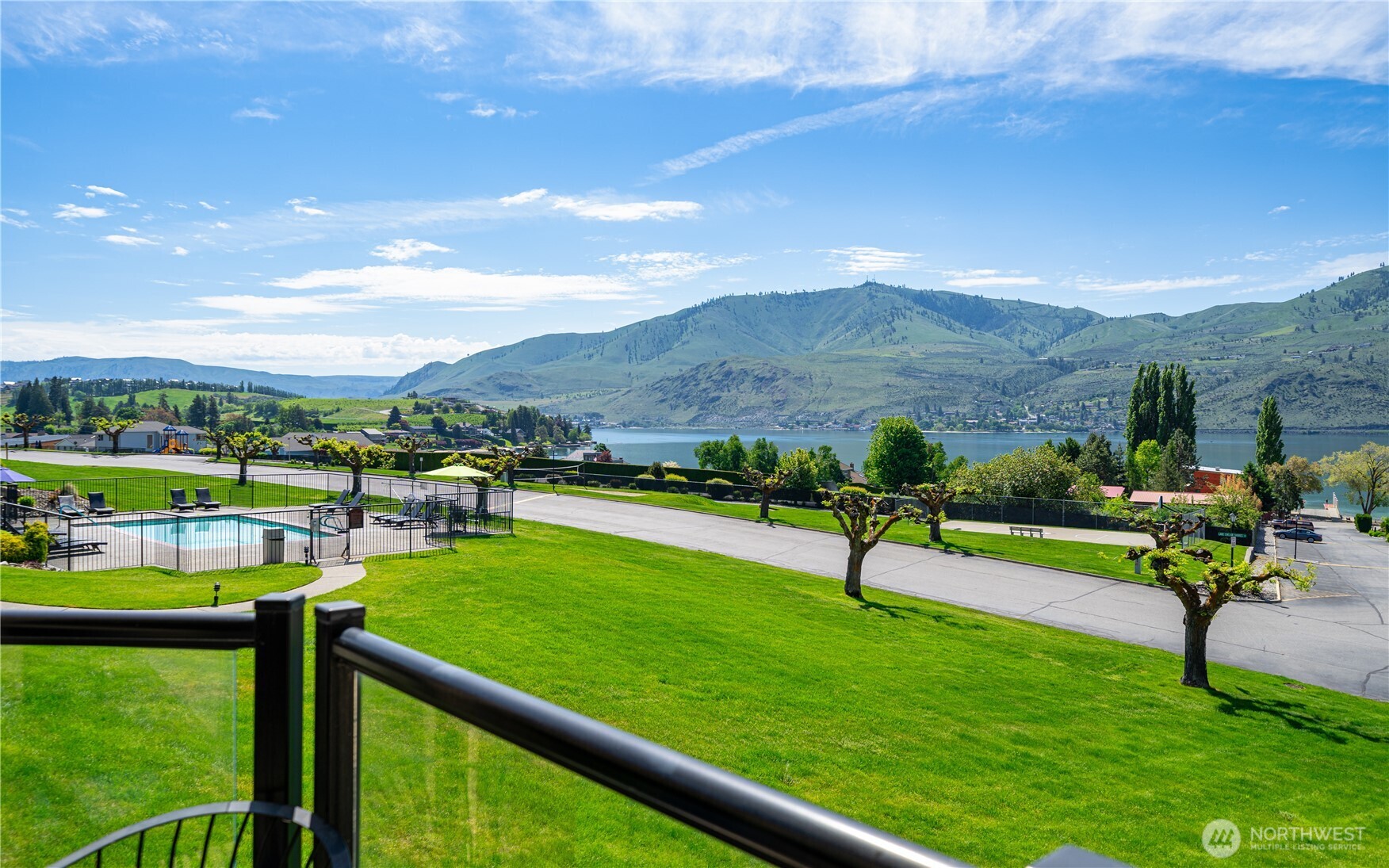 100 Lake Chelan Shores Drive 18-5 Property Photo 2