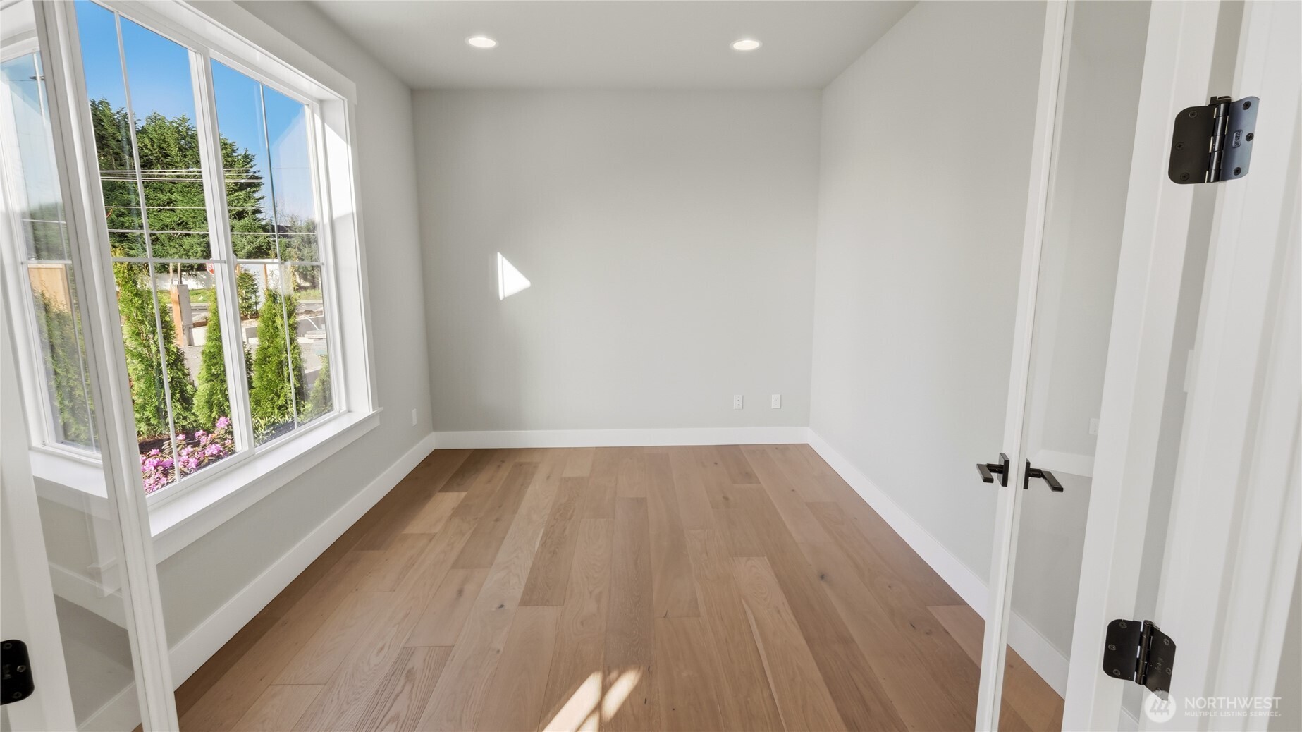 3525 173rd Place Property Photo 12