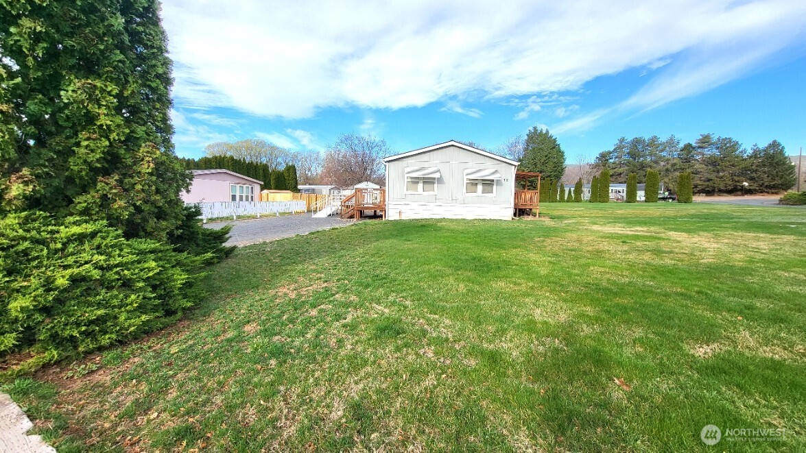 2285 Basin Street 12 Property Photo 4