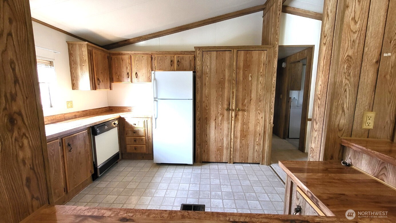 2285 Basin Street 12 Property Photo 16