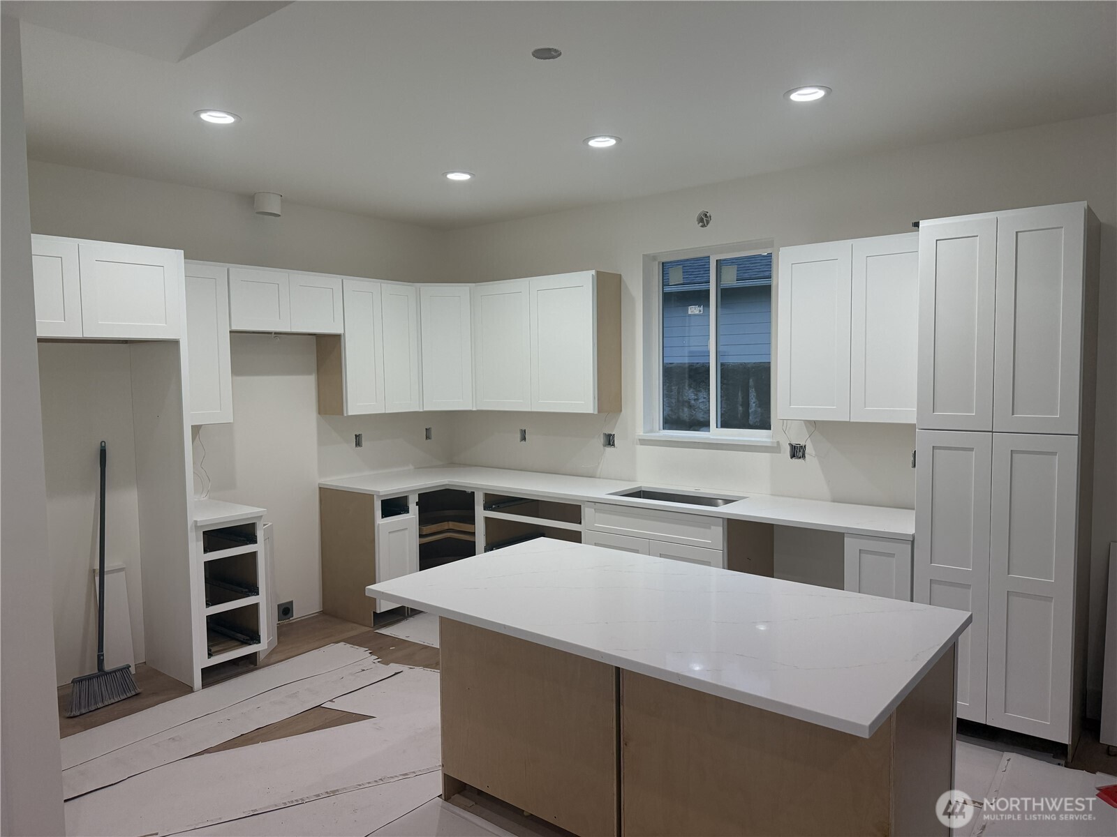6317 Winchester Way Property Photo 3