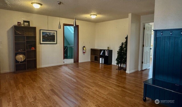 9222 Silverdale Way Property Photo 4
