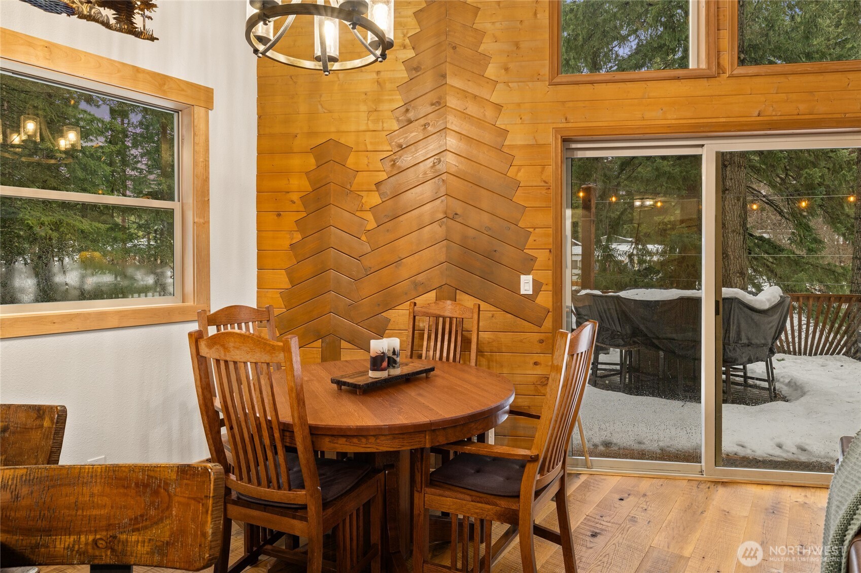 1511 Oakmont Drive Property Photo 7