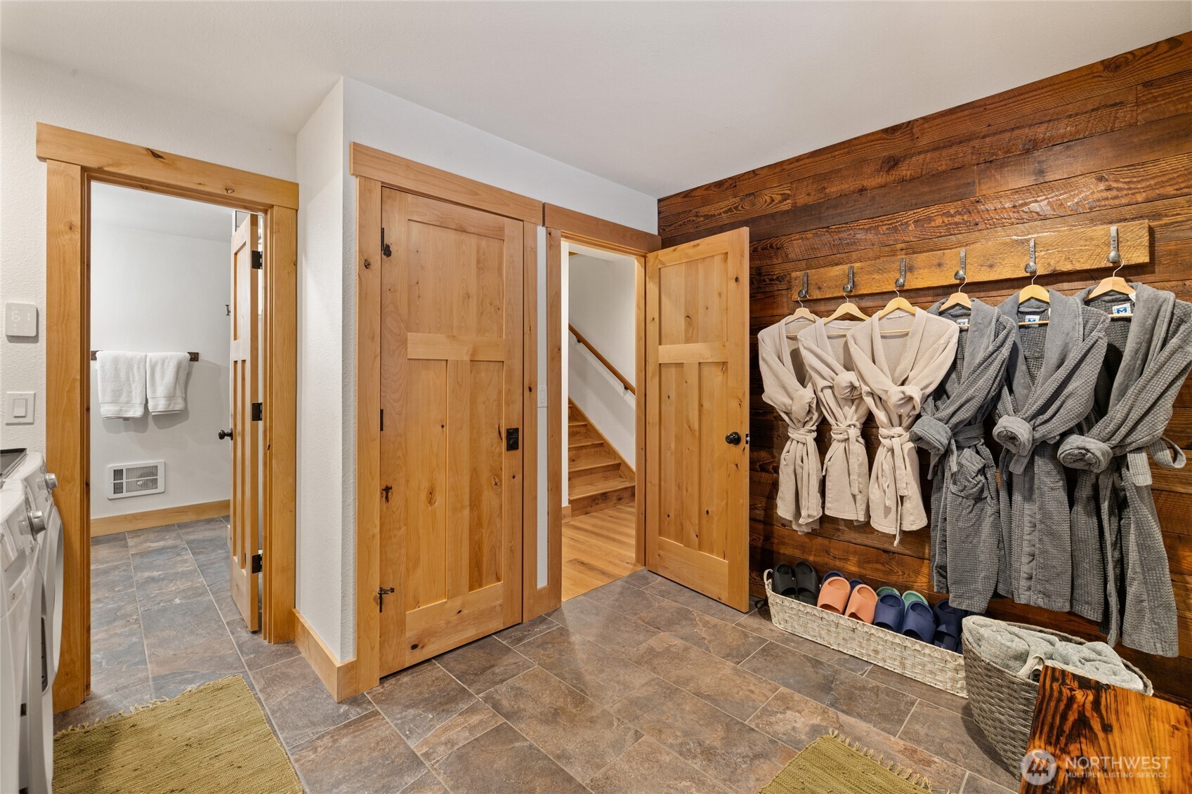 1511 Oakmont Drive Property Photo 14