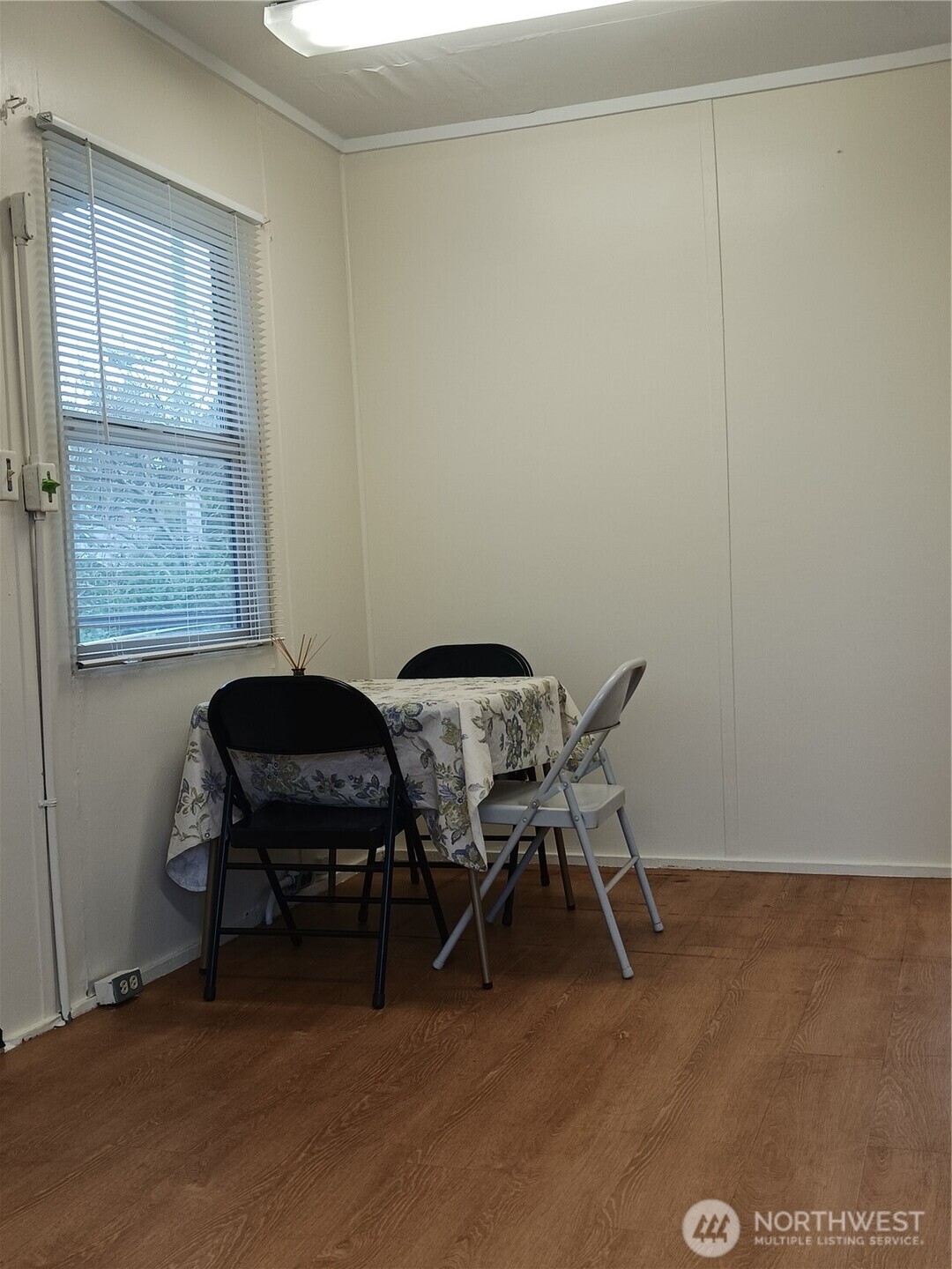 818 W Ocean Avenue Property Photo 6