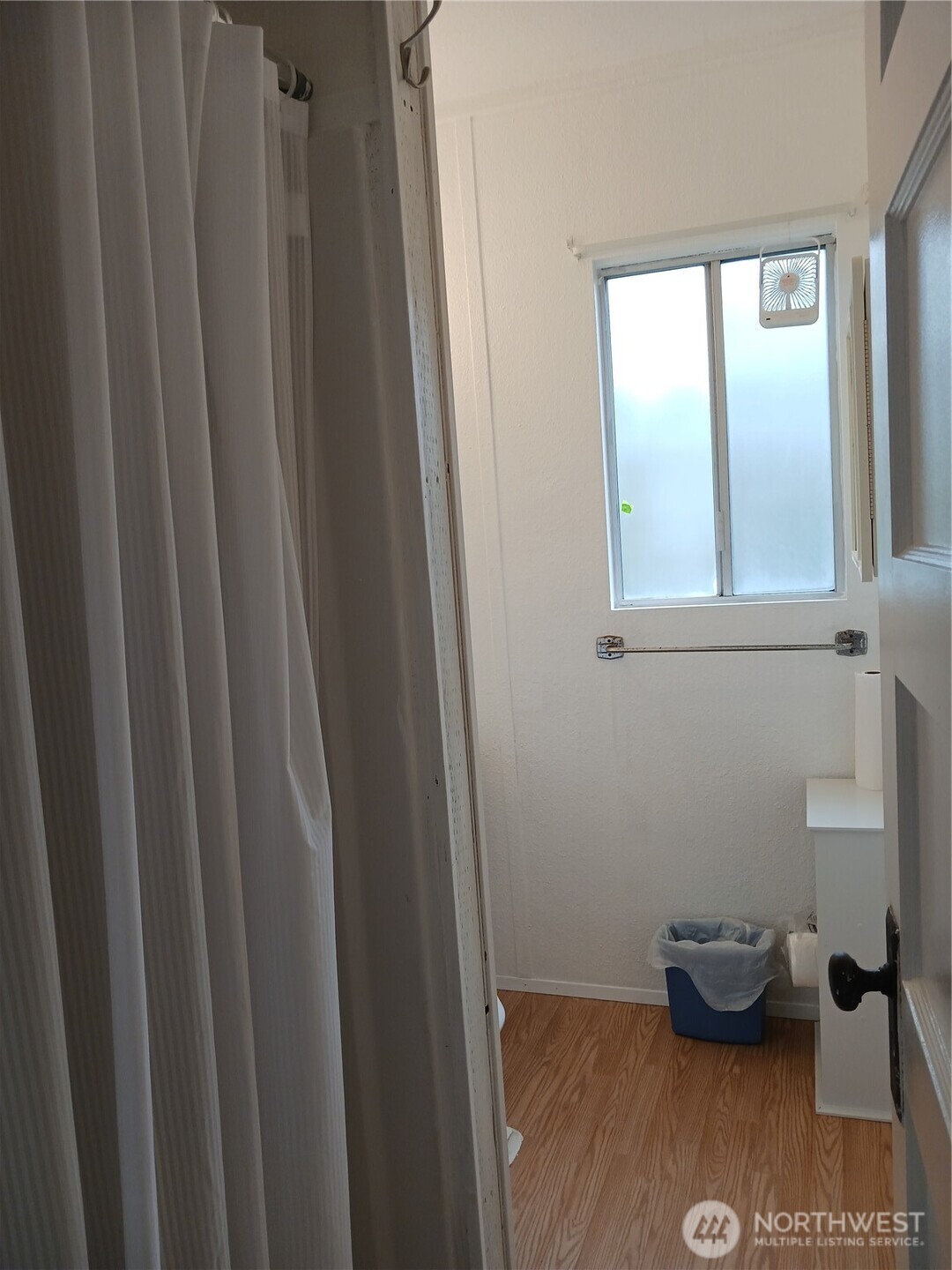 818 W Ocean Avenue Property Photo 8
