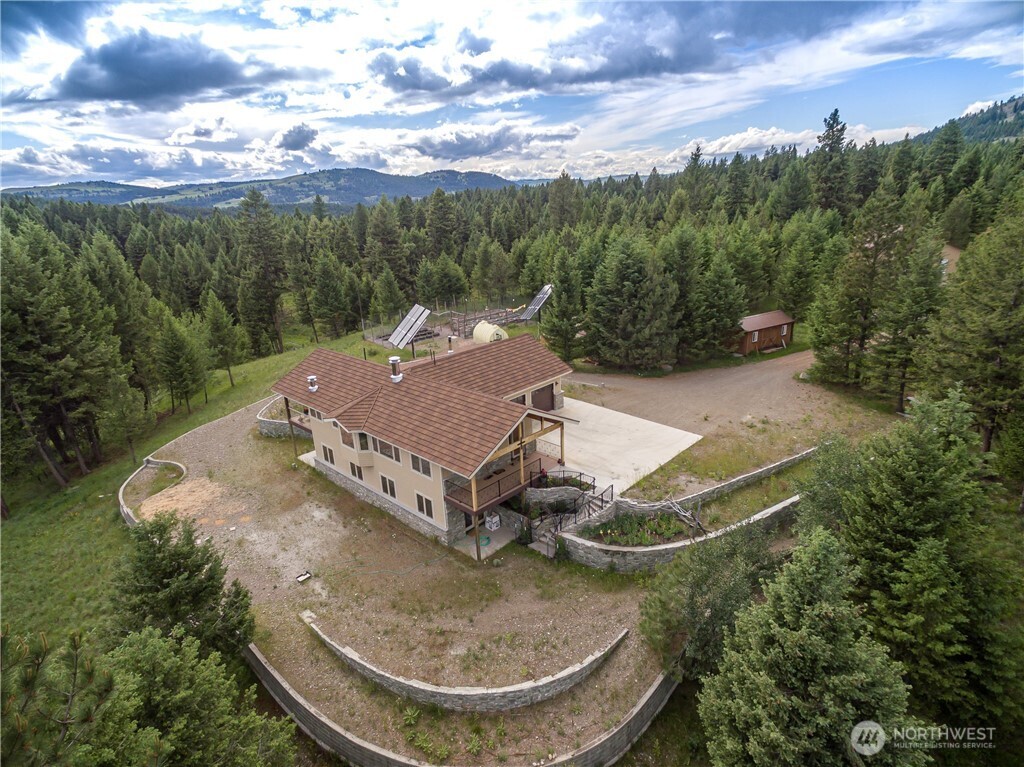 54 Spring Meadow Lane Property Photo 2